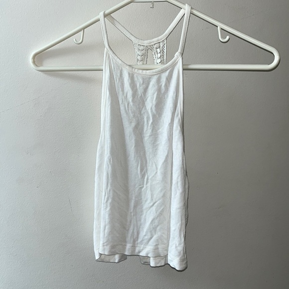 Tops - L.A.Hearts Tank ✨✨✨